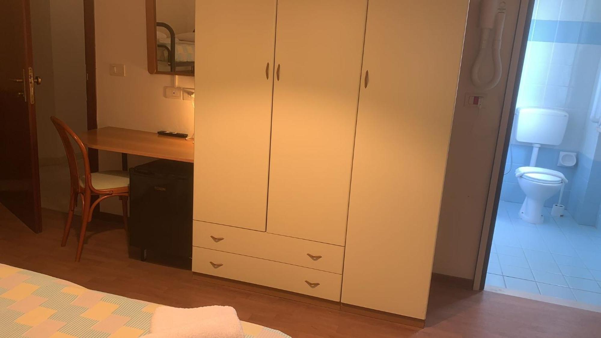 Hotel Rosati Римини Екстериор снимка